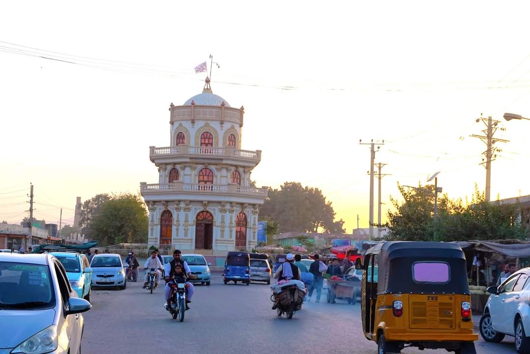 کندوز کې د یوه کور چت پرېوتو له امله د درېیو ښځو په ګډون ۴ کسان مړه شوي