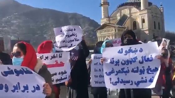 گروهی از زنان بار دیگر در شهر کابل تظاهرات کردند