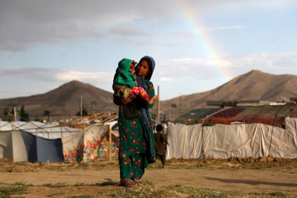 مؤسسة دولية تحذّر من تفاقم الأزمة الإنسانية في أفغانستان