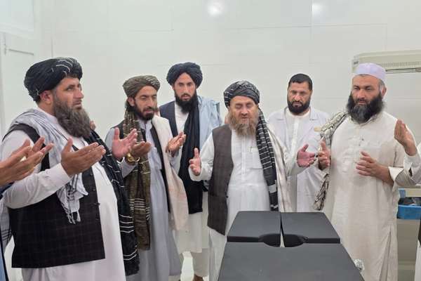 طالبان اتاق جراحی بخش زنان را در شفاخانه کنر بدون حضور زنان افتتاح کرد