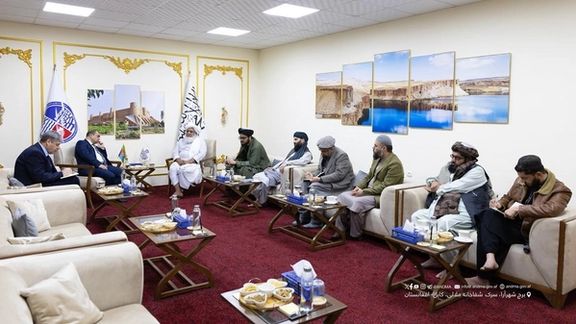 اذربایجان طالبانو ته په یوه نړیوال کنفرانس کې د ګډون بلنه ور کړې