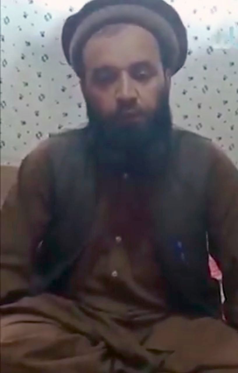 کابل کې هغه سرښوونکي بښنه وغوښته چې په زور یې د زده کوونکو وېښتان قیچي کول