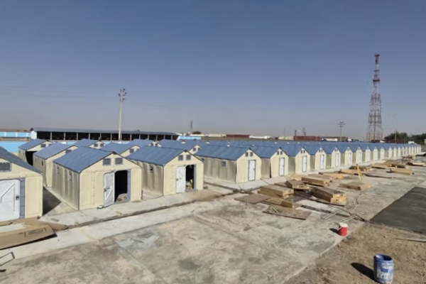 طالبان تبني مخيماً مؤقتاً للعودة الأفغانية عند حدود إسلام قلعة