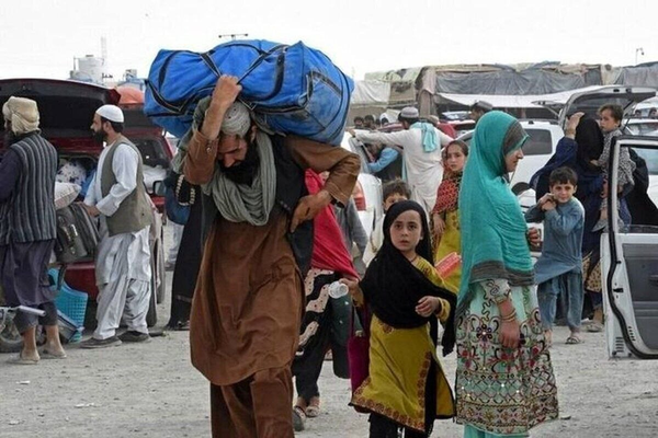 د استوګنې جوازونو له پای ته رسېدو وروسته؛ ۲۵سلنه افغان کډوال بېرته افغانستان ته ستانه شوي