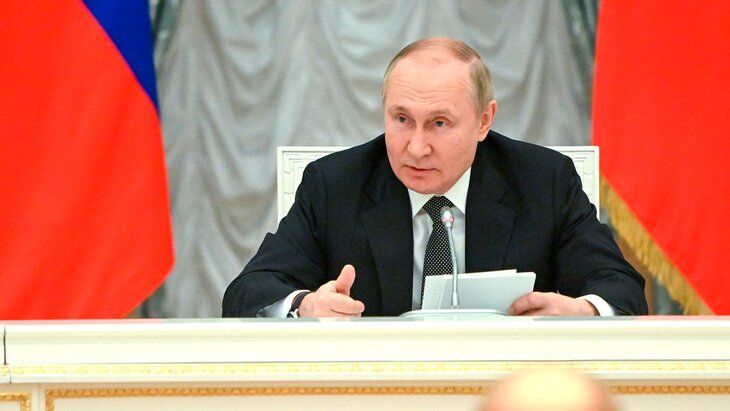 هشدار پوتین: اگر اوکراین از بمب خوشه‌ای استفاده کند، اقدام مشابه می‌کنیم