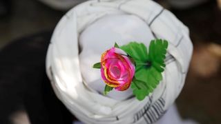 طنز سیاسی؛ قانون ولنتاین اسلامی به تصویب رسید