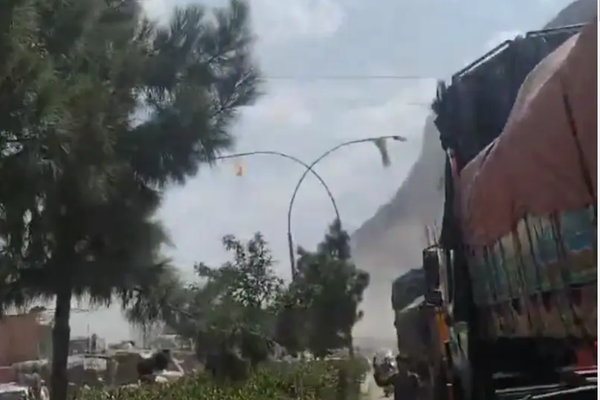 Taliban & Pakistan Forces Engage in Border Skirmish At Torkham Border