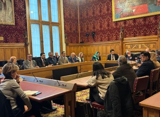 بیانیه پایانی نشست مخالفان طالبان: نظام سیاسی افغانستان باید مبتنی بر رای مردم باشد