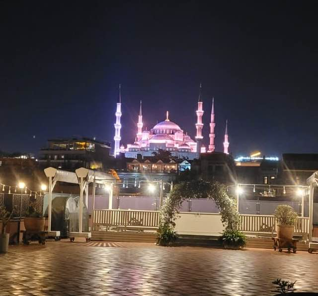 د ترکیې د بین الافغاني مذاکراتو غونډه؛جمهوري غوښتونکو له طالبانو سره د مذاکراتو غوښتنه کړې