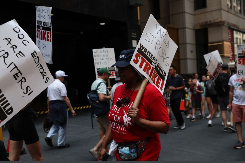 پس از شکست مذاکرات، ۱۶۰ هزار هنرپیشه هالیوود در آستانه اعتصاب کاری قرار دارند