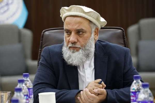 طالب وزیر نورالدین عزیزي له هند سره د سوداګرۍ د زیاتوالي غوښتنه کړې