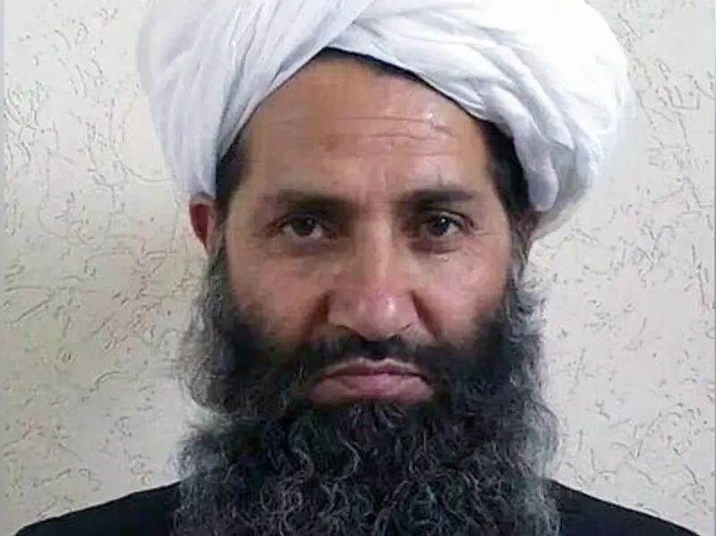 د انساني قاچاق په اړه فرمان کې ملا هبت الله د قاچاقبرو د تعقیب او بندي کولو غوښتنه کړې