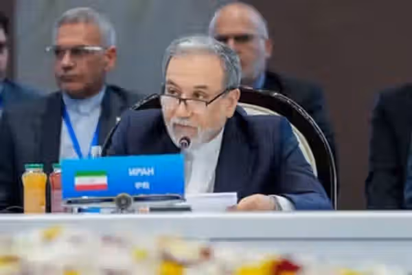 د ایران د بهرنیو چارو وزیر: افغانستان کې د ټولګډونه حکومت له جوړېدو ملاتړ کوو