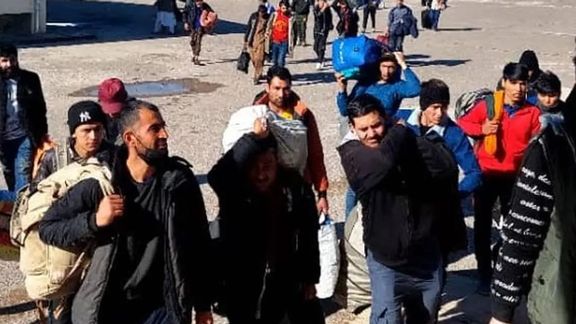 طالبان از بازگشت اجباری و داوطلبانه هزاران مهاجر از پاکستان و ایران خبر داد