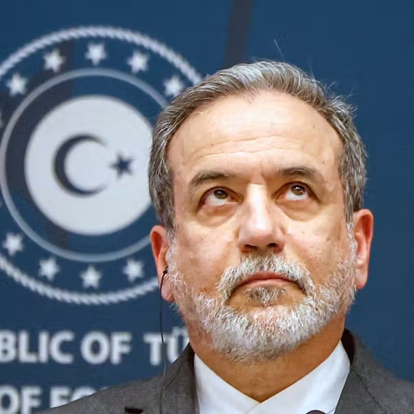 وزیر خارجه ایران: در صورت حمله امریکا به پایگاههای آن در منطقه حمله میکنیم