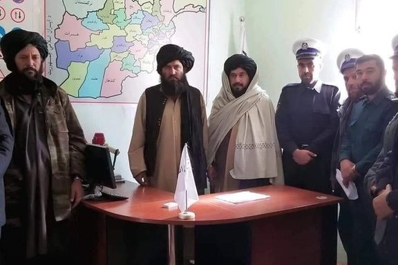 ملا نصرالدین به همکاران جدیدش در اداره ترافیک قندهار معرفی شد