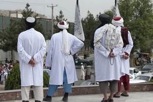 طالبان به پیروان مذهب اسماعیلیه «پاداش میدهد که سنی شوند»