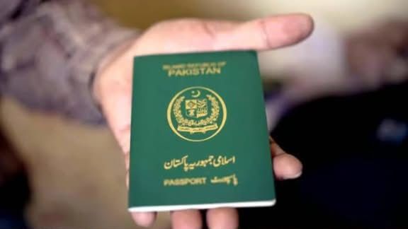 پاکستان ۴ نفر را به‌دلیل تهیه پاسپورت جعلی برای افغان‌ها بازداشت کرد