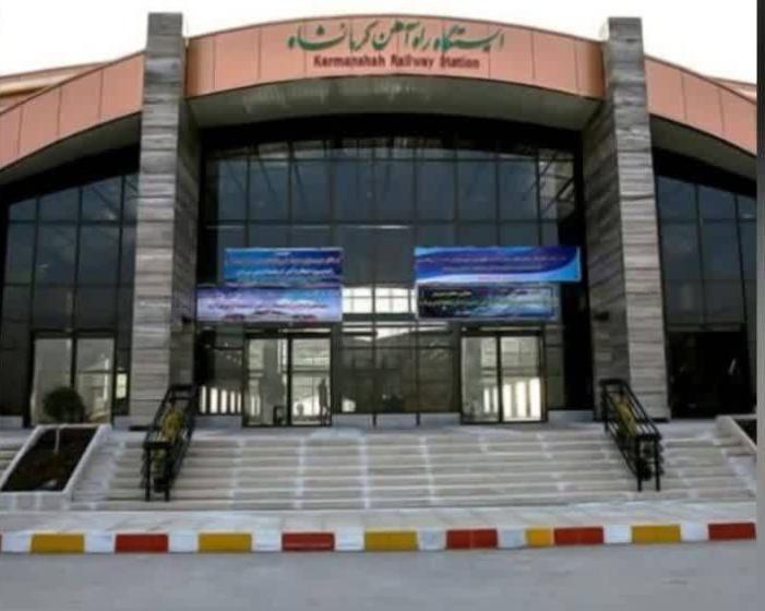 ایران د عراق او افغانستان ترمنځ د رېل پټلۍ د لومړي ترانزیټي بار د لېږد خبر ورکړی