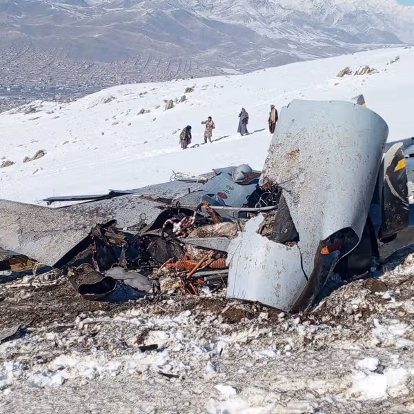 سقوط یک پهپاد در میدان وردک