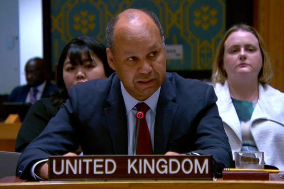 ملګرو ملتونو کې د انګلستان استازی: طالبان دې ژر تر ژر د نجونو پر زده کړو بندیز لغوه کړي