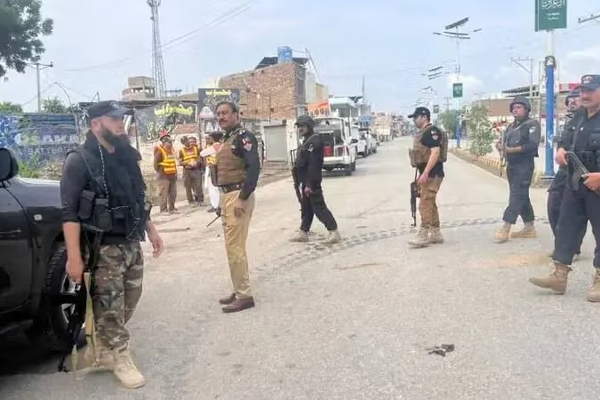 باكستان تعلن مقتل مسلحَين اثنين في هجوم على دورية للشرطة في خيبر بختونخوا
