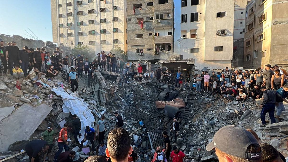 در حملات هوایی اسرائیل در غزه بیش از چهار هزار فلسطینی کشته شده‌اند