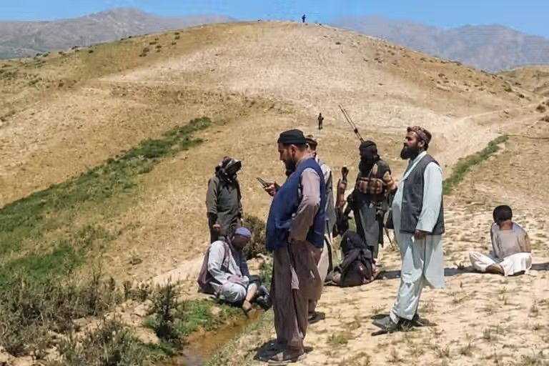 طالبانو د بدخشان په یفتل ولسوالۍ کې کور په کور پلټنې پیل کړې