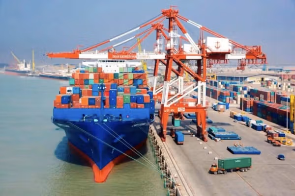 دنمارک یک کشتی با پرچم ایران را توقیف کرد