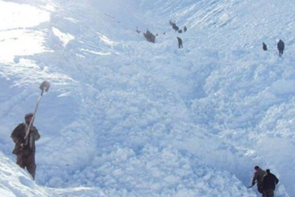 په بدخشان کې د واورې ښویېدنې له امله څلور کسان مړه شوي