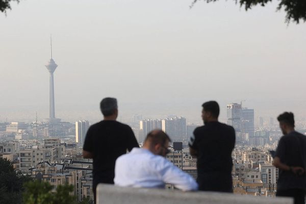 مسؤول إيراني: أموال الأفغان المقيمين في إيران تمثل رؤوس أموال اقتصادية