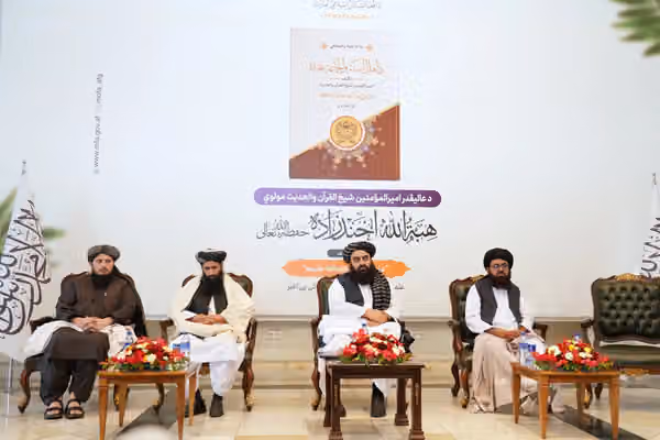 متقي خپلو ډیپلوماټانو ته د هبتالله د عقیدې کتاب د لوستلو سپارښتنه کړې