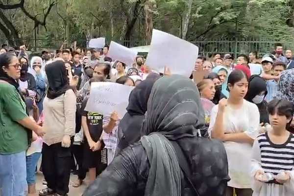 Afghan Asylum Seekers In India Stage Sit-In Over Delays In Refugee Case Processing