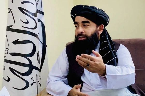 ذبیح الله مجاهد: پاکستان دې په خپله خاوره کې د وسله والو عملیاتو او تحرکاتو مخه ونیسي