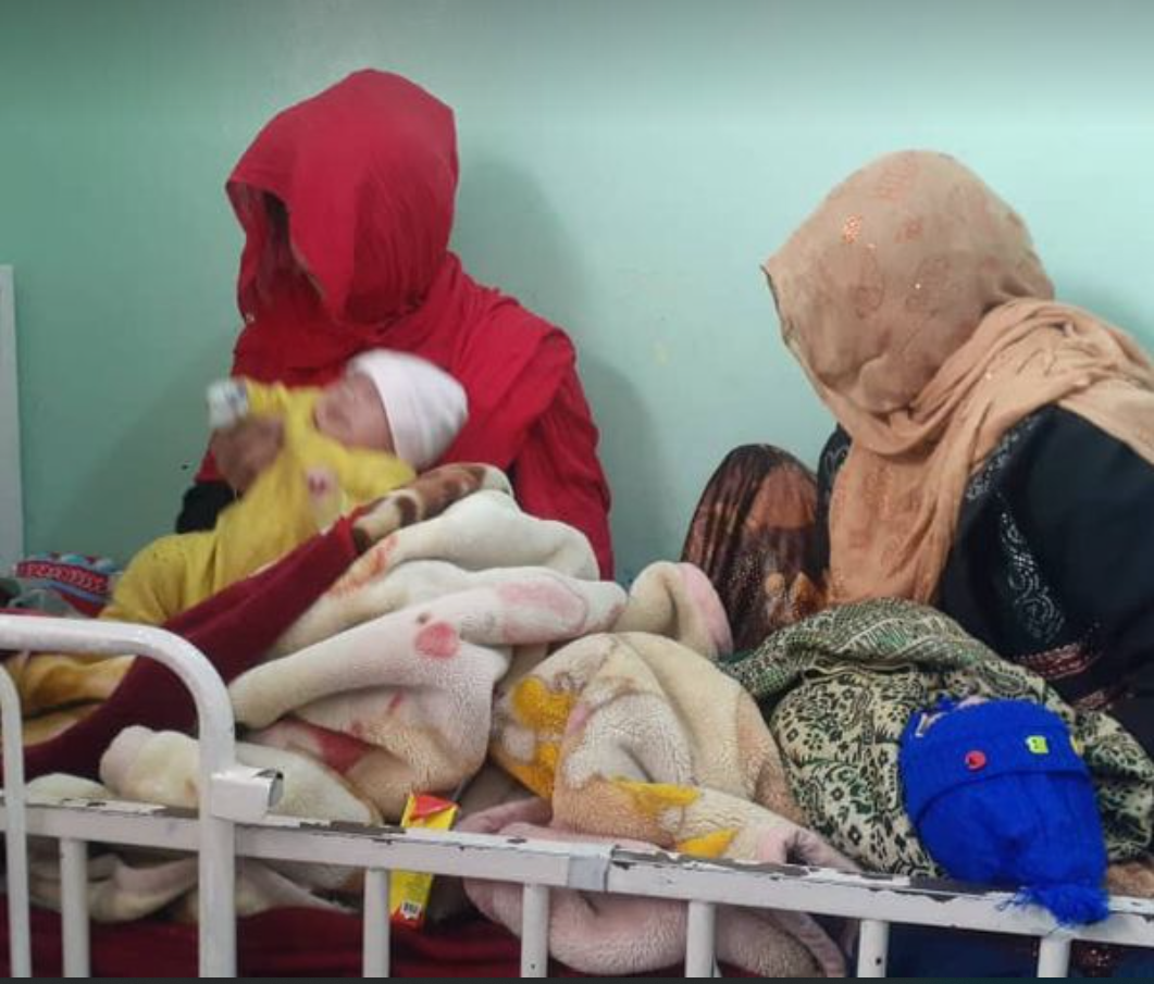 50 Afghan Children Die of Respiratory Diseases in Northern Afghanistan
