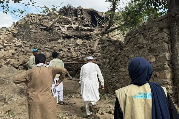 الجزیره: په زلزله ځپلو سیمو کې ځينې ښځې اوس هم له دې امله ورکې دي چې نارینه یې لمس نه کړي