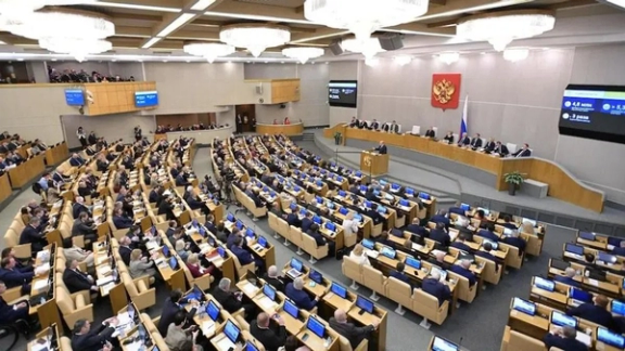 د روسیې پارلمان هغه لایحه تصویب کړه چې له مخې یې طالبان له تور نوملړه اېستلای شي