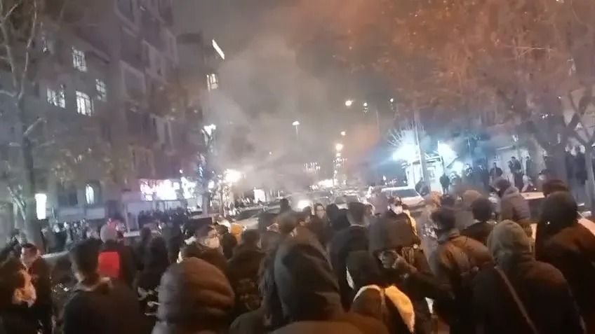 ادامه اعتراضات سراسری در ایران