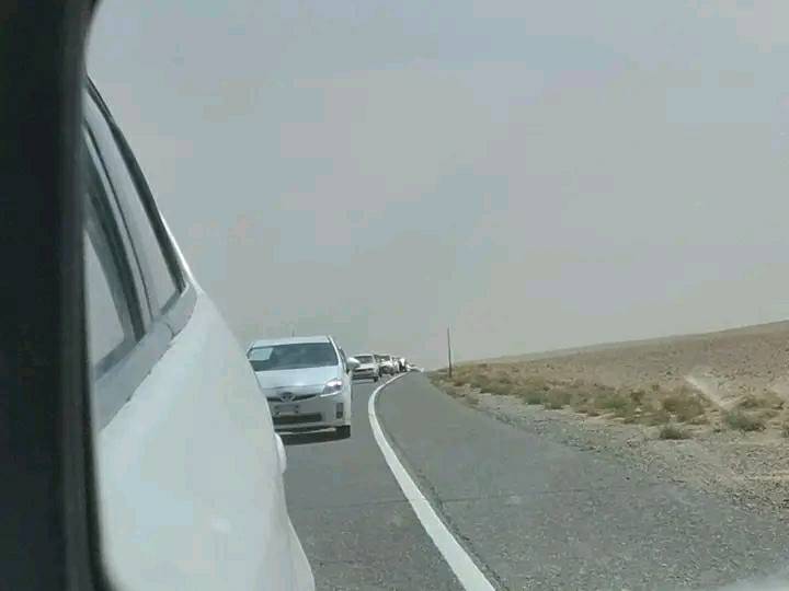 «همیاری و همدلی»؛ مردم در هرات به کمک مهاجران اخراجی شتافتند