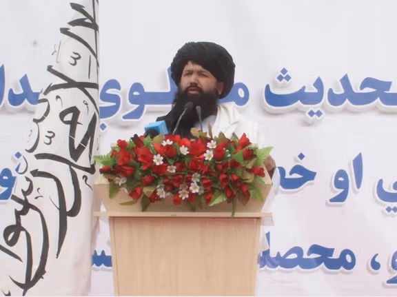 ندا محمد ندیم د یوې مدرسې فارغانو ته؛ د افغانستان ادارو د «چلولو» لپاره ستاسو رول مهم دی