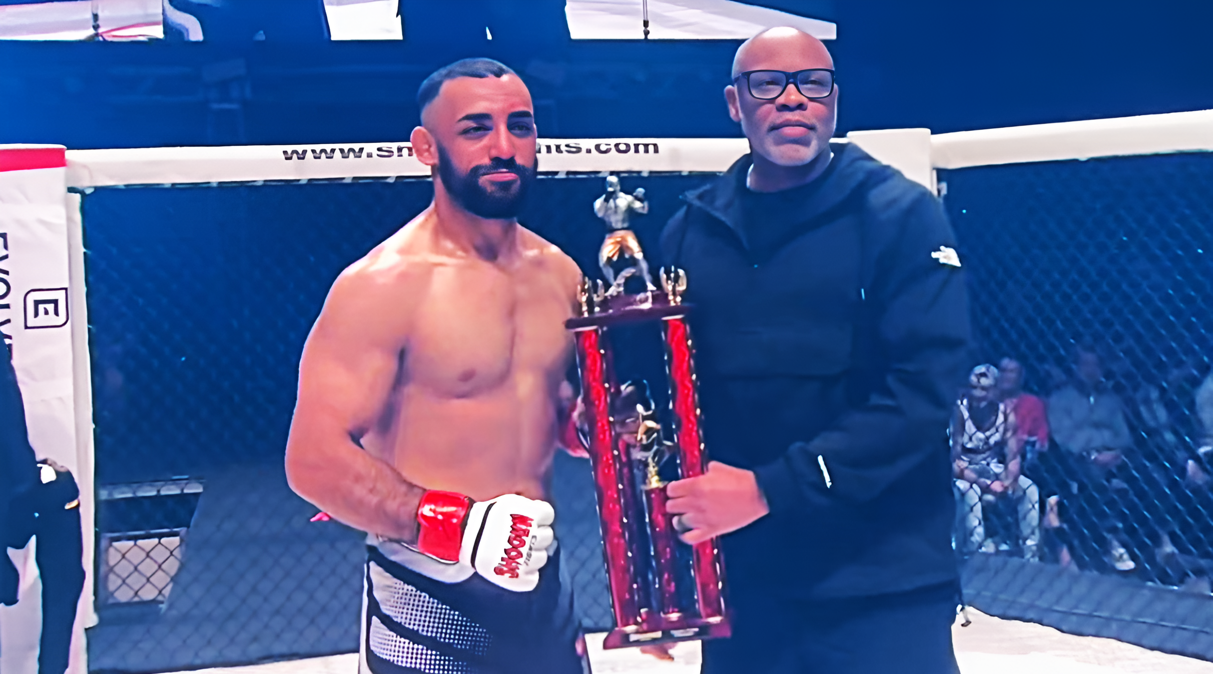 درخشش ذکی محسن در قفس؛ ناک‌اوت تماشایی حریف امریکایی در کمتر از سه دقیقه 