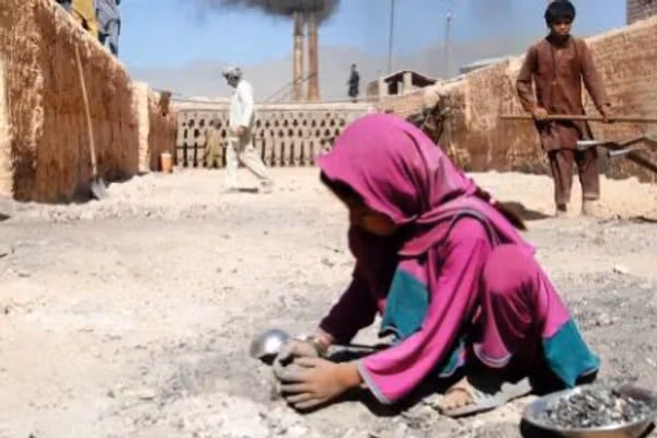 د ماشومانو د ژغورنې اداره: په شمالي ولایتونو کې له هرو پنځو ماشومانو یو یې ښوونځي ته ځي