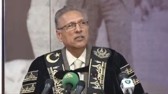 د پاکستان ولسمشر په دغه هېواد کې د ۵۰ زره نورو ښوونځیو د جوړېدو غوښتنه وکړه