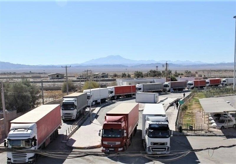 مقام ایرانی: تاجران افغان به سرمایه‌گذاری در ایران متمایل اند