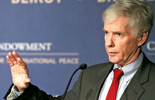 په کابل کې د امریکا پخوانی سفیر: د بهرنیانو برمته‌کول د طالبانو «کاروبار» دی