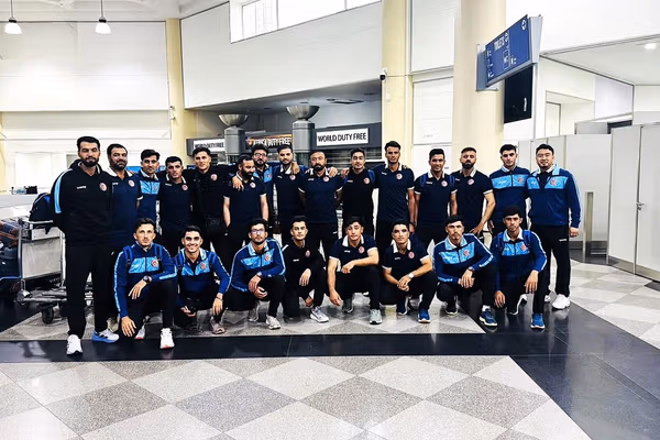 تیم کریکت ١٩سال افغانستان به مصاف زیمباوه و پاکستان میرود