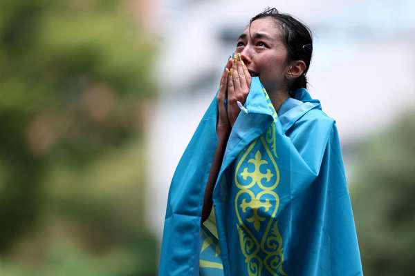مدال طلای ورزشکار قزاقستان در بازیهای آسیایی به دلیل کفش غیرمجاز پس گرفته شد