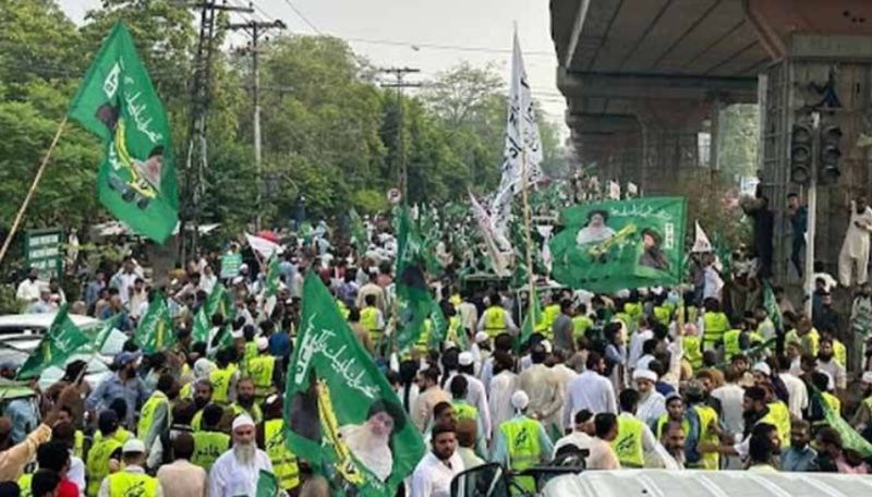 پاکستان فعالیت حزب تحریک لبیک را ممنوع اعلام کرد