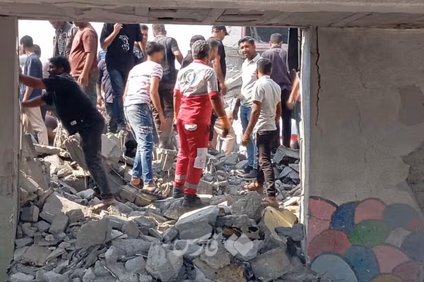 سياېناېن او نیویارکټایمز: د میناب ښوونځی ښايي د امریکا له لوري په تېروتنې په نښه شوی وي