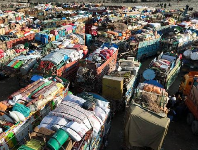 طالبان وایي له دې وروسته پاکستاني لارۍ تر عمري کمپ پورې د افغان کډوالو د لېږد اجازه لري  